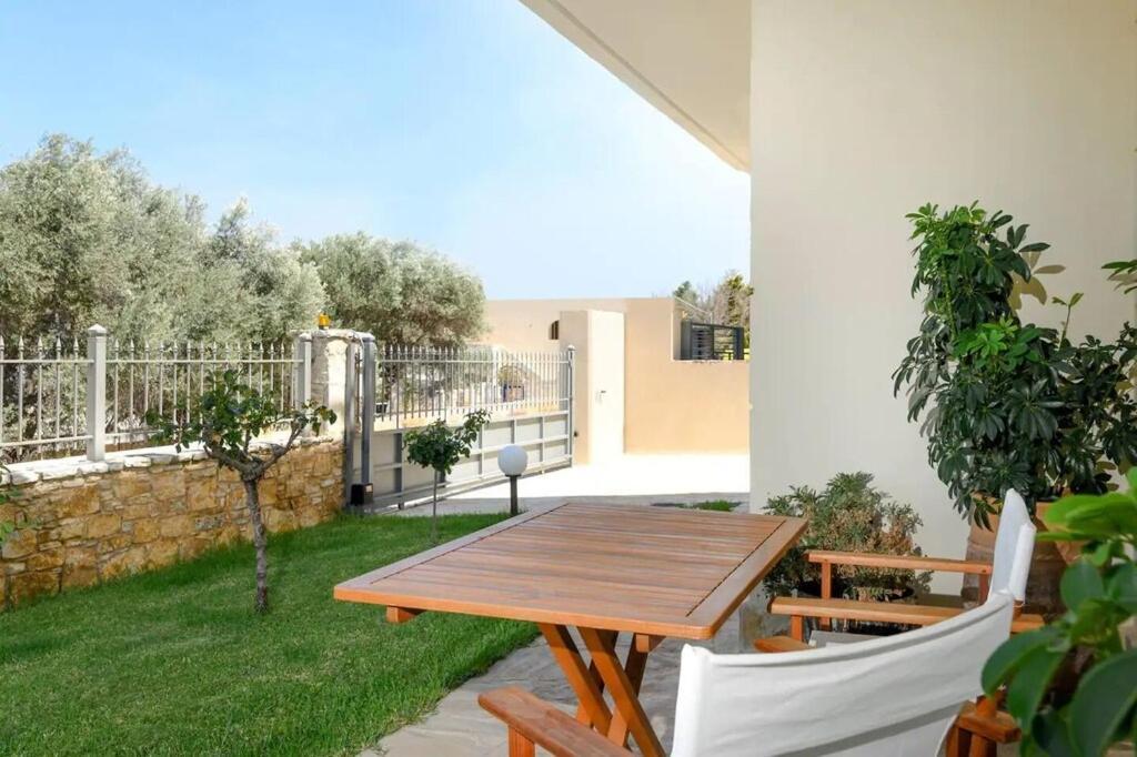 Vasiliki's House Apartment Porto Rafti